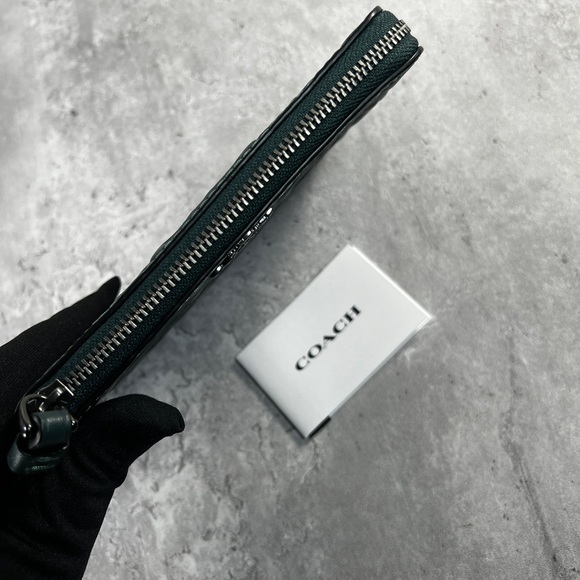 Coach Corner Zip Wristlet In Signature Leather Gunmetal/Forest - Picture 5 of 10